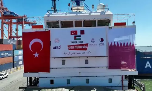 ഗസ്സയ്ക്ക് കൂടുതൽ സഹായവുമായി ഖത്തറും തുർക്കിയും