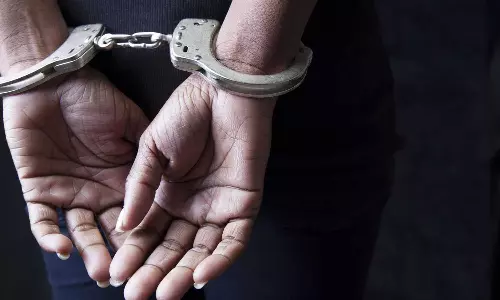 ഓപ്പറേഷൻ ആഗ്, ഡി- ഹണ്ട് പരിശോധന: 10 പേർ പിടിയിൽ