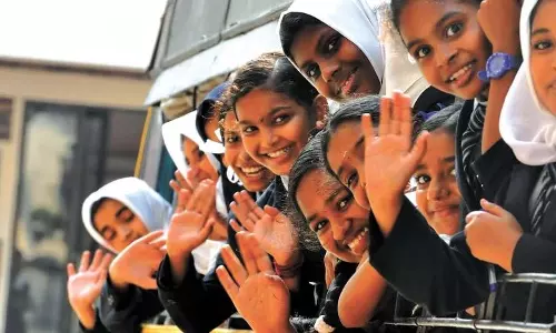 മലബാറിലെ ഹയര് സെക്കന്ററി പ്രതിസന്ധിയുടെ വേരുകള് മലബാറിലെ ഹയര് സെക്കന്ററി പ്രതിസന്ധിയുടെ വേരുകള്