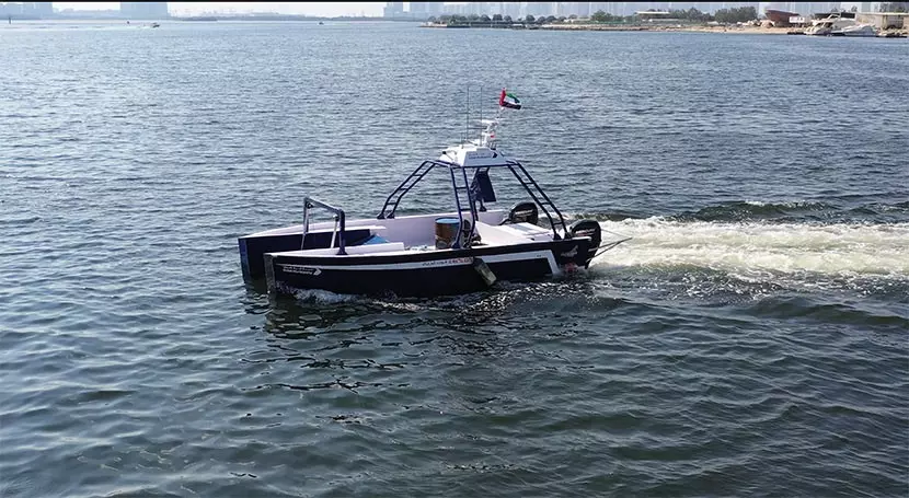 ദുബൈയിലെ ജലാശയങ്ങളിൽ മാലിന്യം പെറുക്കാൻ  ഇനി മറൈൻ സ്‌ക്രാപ്പർ