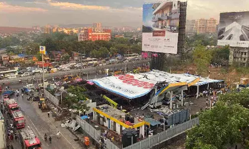 Mumbai hoarding collapse: 8 dead