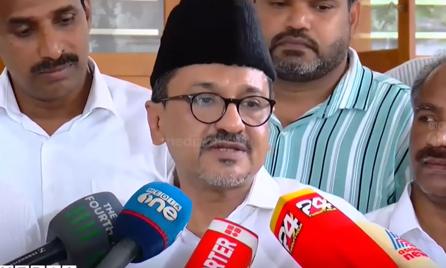 Plus One seat crisis,Syed Sadiqali Shihab Thangal,Plus One batches for Malabar,latest malayalam news,പ്ലസ് വണ്‍ സീറ്റ് പ്രതിസന്ധി, മലബാര്‍ സീറ്റ് പ്രതിസന്ധി, സാദിഖലി തങ്ങള്‍