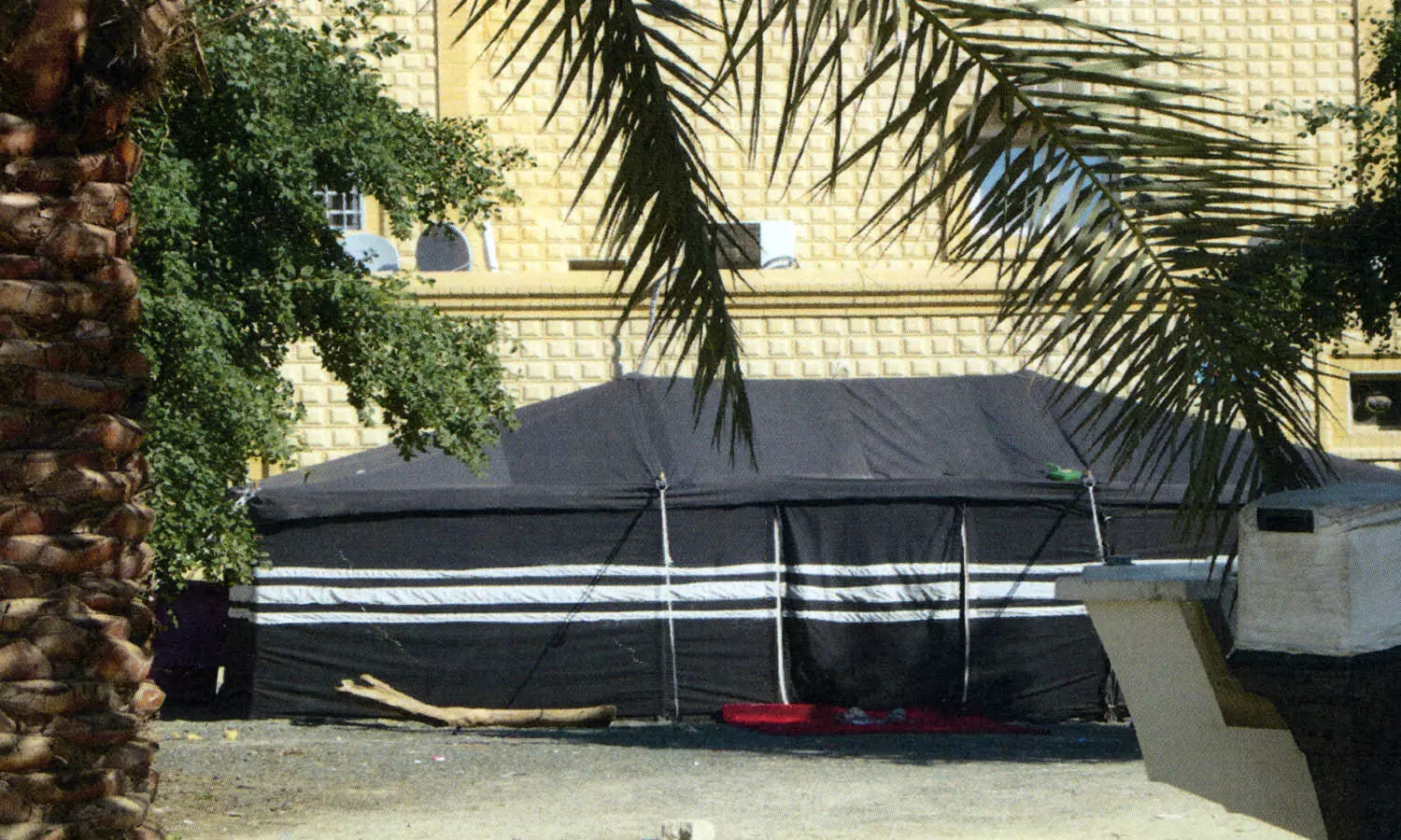 താൽക്കാലികമായി നിർമ്മിച്ച ഇവന്റ് ടെന്റുകൾ നീക്കം ചെയ്യണം; കുവൈത്ത് മുനിസിപ്പാലിറ്റി താൽക്കാലികമായി നിർമ്മിച്ച ഇവന്റ് ടെന്റുകൾ നീക്കം ചെയ്യണം; കുവൈത്ത് മുനിസിപ്പാലിറ്റി