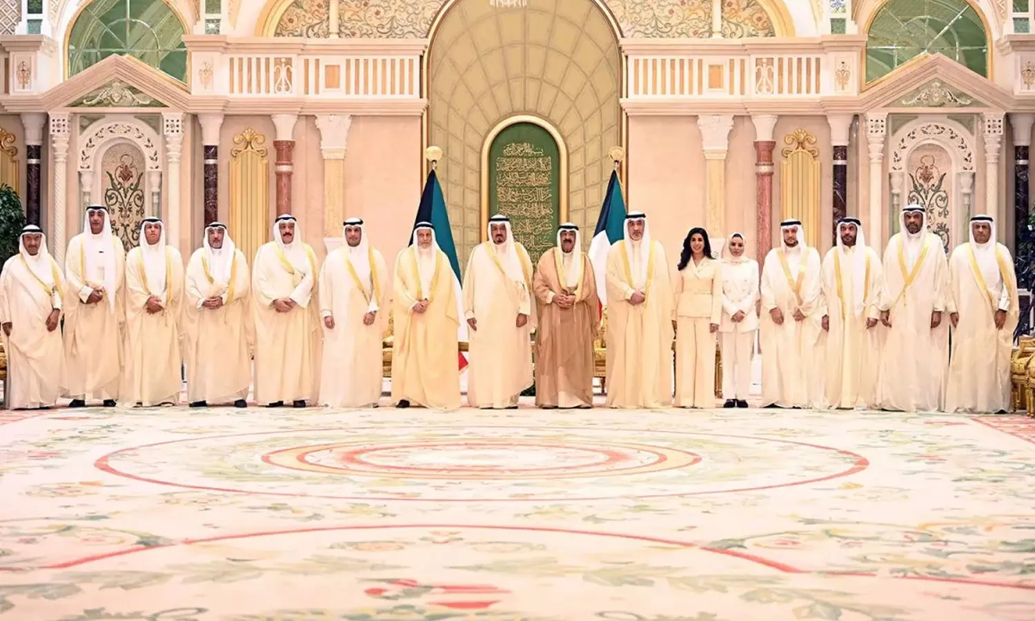 കുവൈത്തിൽ പ്രധാനമന്ത്രി  സത്യപ്രതിജ്ഞ ചെയ്ത് അധികാരമേറ്റു