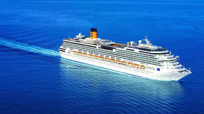 കടലിലെ കൊട്ടാരം; ഐക്യവും ശാന്തതയും പരത്തുന്ന കോസ്റ്റ സെറീന