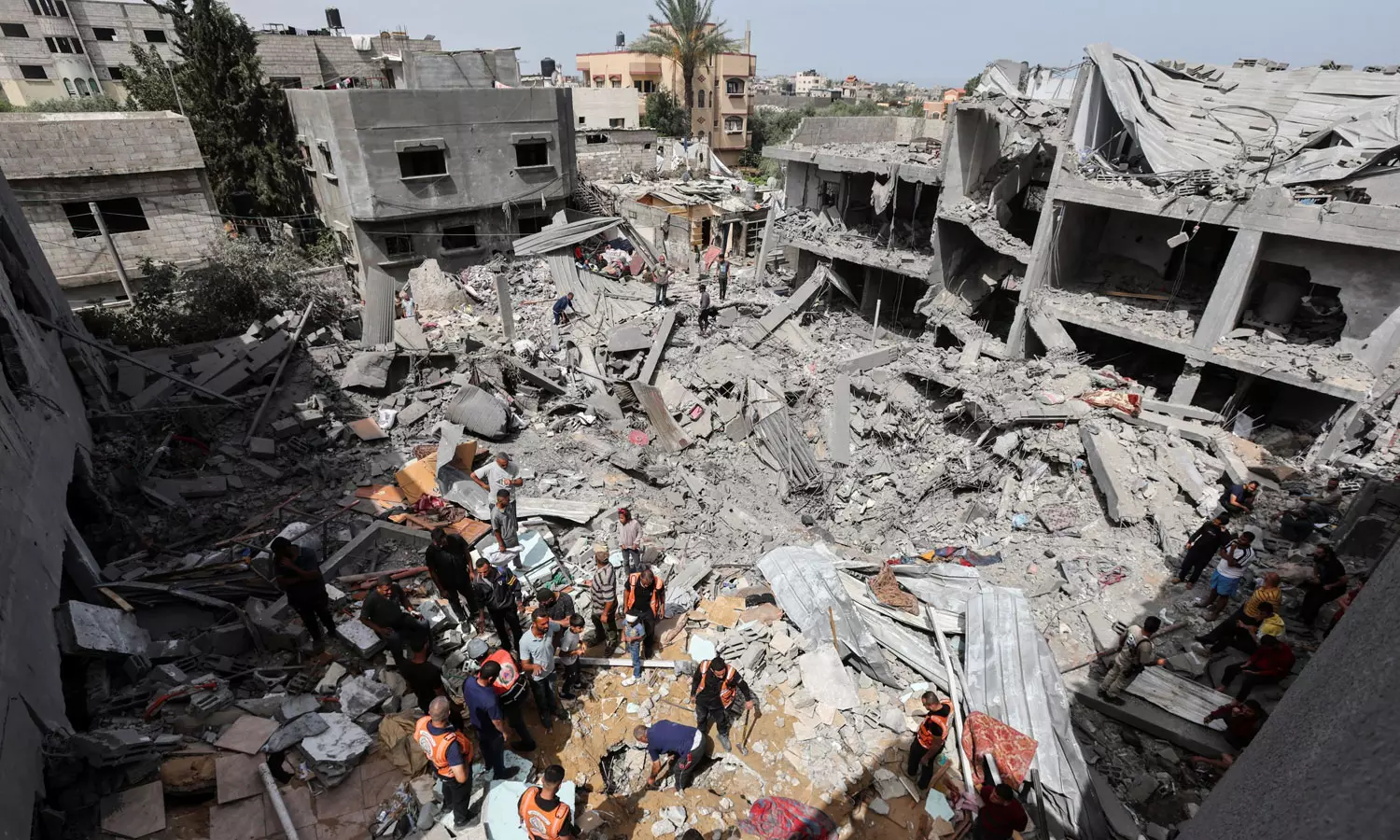 Israeli strike,Nuseirat refugee camp,Gaza, Palestinians ,ഗസ്സ,അഭയാർഥി ക്യാമ്പ്,നുസൈറാത്,ഇസ്രായേല്‍ സൈന്യം,റഫ ആക്രമണം,ഗസ്സ അധിനിവേശം,നെതന്യാഹു