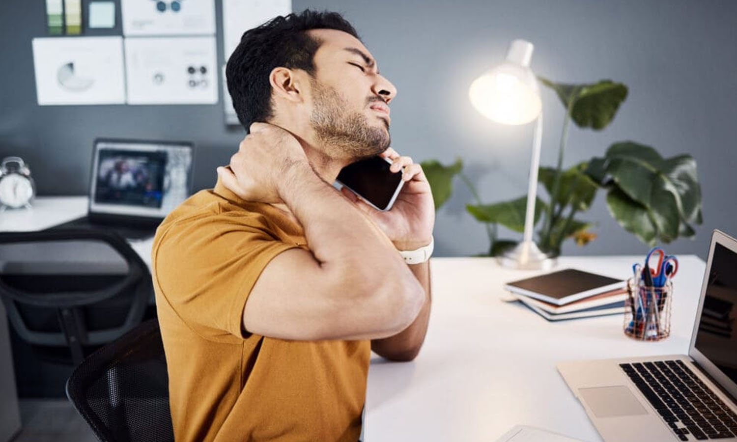 Is Screen Time Causing Damage to Your Cervical Spine?