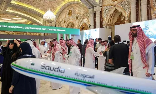 Saudi Airlines to buy 105 new planes