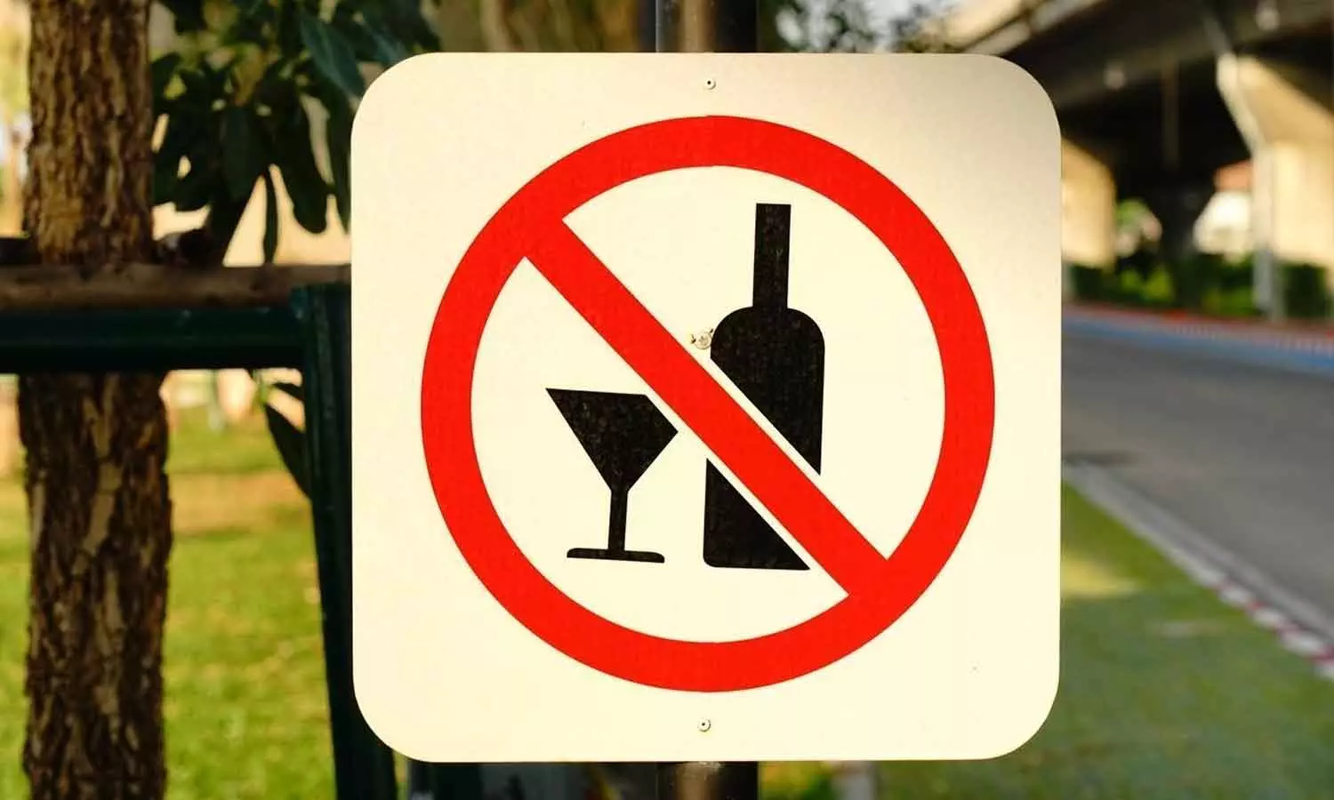 Discussion on withdraw dry day in Kerala