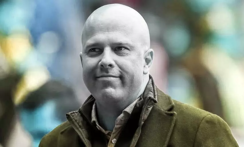 യര്‍ഗന്‍ ക്‌ളോപ്പ്, ആന്‍ഫീല്‍ഡ്, ലിവര്‍പൂള്‍ ഫുട്‌ബോള്‍ ക്ലബ്, ആര്‍നെ സ്ലോട്ട്