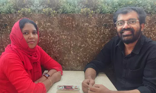 കറന്‍സിയിലെ ഗാന്ധിചിത്രം പിന്‍വലിക്കാത്തതിന് സംഘ്പരിവാറിന് കാരണങ്ങളുണ്ട് - വിനോദ് കൃഷ്ണ