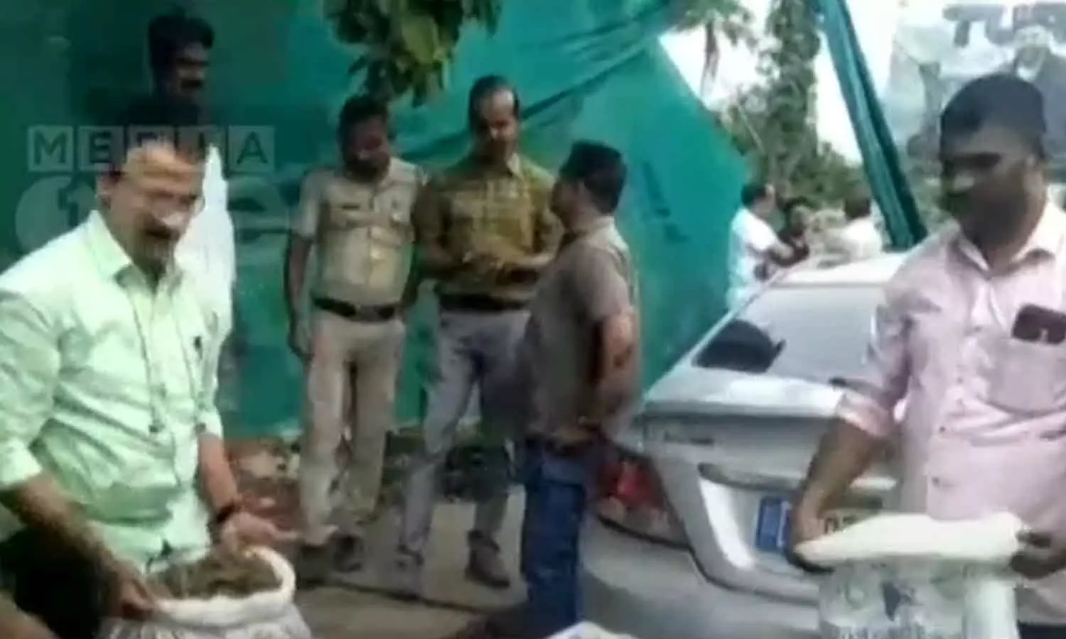 100 kg ganja seized in Kodakara 100 kg ganja seized in Kodakara