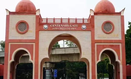 Researcher sexually molested students: Jamia University professor suspended,latest news ഗവേഷക വിദ്യാർഥികളെ ലൈ​ഗീകമായി പീഡിപ്പിച്ചു: ജാമിയ സർവകലാശാലയിലെ പ്രൊഫസർക്ക് സസ്പെൻഷൻ