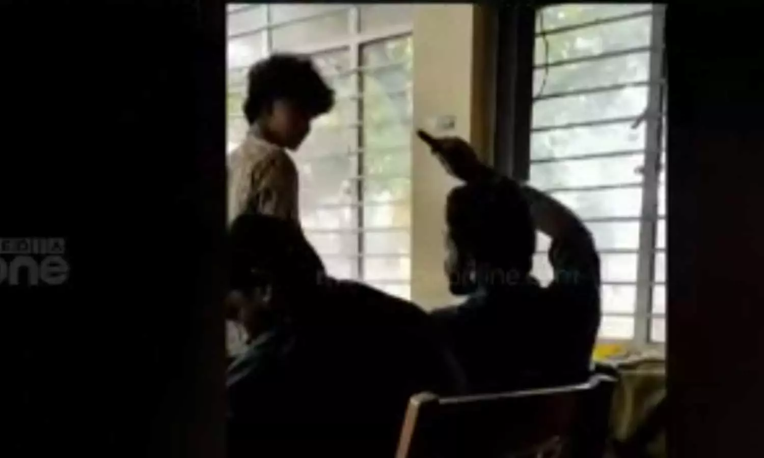 സിനിമയിൽ അവസരം നൽകാമെന്ന് പറഞ്ഞു തട്ടിപ്പ് നടത്തിയതായി പരാതി