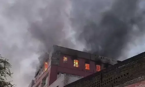 Baghpat,fire breaks,Uttar Pradesh, Delhi hospital fire,ഉത്തര്പ്രദേശ്,ആശുപത്രിയില് തീപിടിത്തം Baghpat,fire breaks,Uttar Pradesh, Delhi hospital fire,ഉത്തര്പ്രദേശ്,ആശുപത്രിയില് തീപിടിത്തം