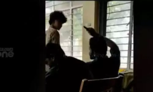 സിനിമയിൽ അവസരം നൽകാമെന്ന് പറഞ്ഞു തട്ടിപ്പ് നടത്തിയതായി പരാതി സിനിമയിൽ അവസരം നൽകാമെന്ന് പറഞ്ഞു തട്ടിപ്പ് നടത്തിയതായി പരാതി