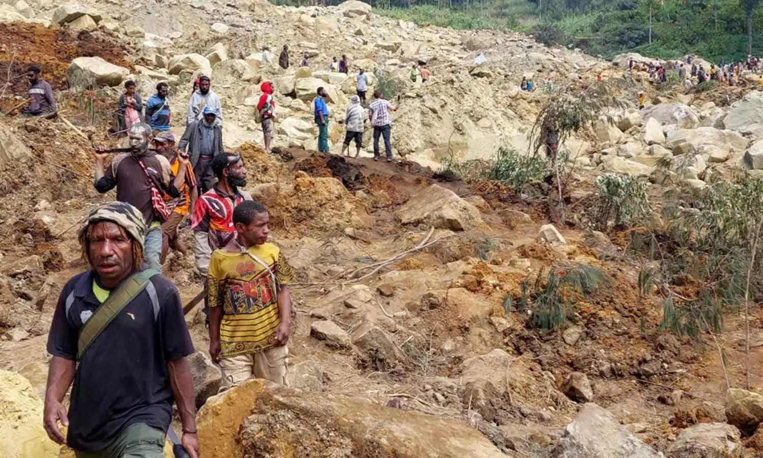 Thousands Ordered To Evacuate In Papua New Guinea Amid Second Landslide Fears Thousands Ordered To Evacuate In Papua New Guinea Amid Second Landslide Fears