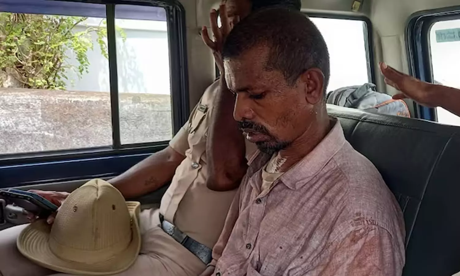 Karnataka man skins wife, beheads her for not serving dinner Karnataka man skins wife, beheads her for not serving dinner