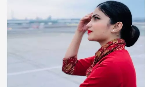 സ്വർണം കടത്താൻ ശ്രമം; എയർ ഇന്ത്യ എക്സ്പ്രസ് ക്യാബിൻ ക്രൂ പിടിയിൽ