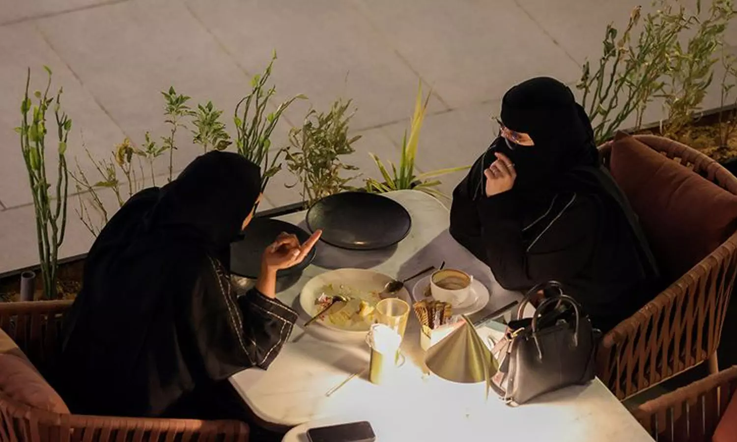 സൗദിയില് സ്വയം തൊഴില് കണ്ടെത്തുന്ന വനിതകളുടെ എണ്ണത്തില് വലിയ വര്ധനവ് സൗദിയില് സ്വയം തൊഴില് കണ്ടെത്തുന്ന വനിതകളുടെ എണ്ണത്തില് വലിയ വര്ധനവ്