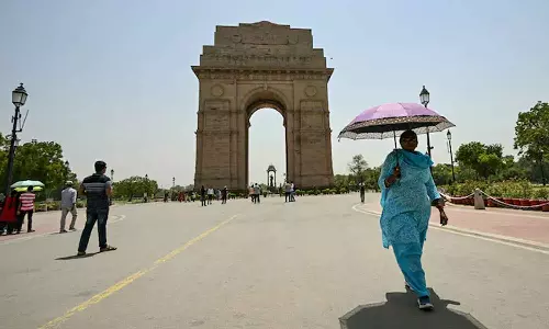 Heat wave continues in North India
