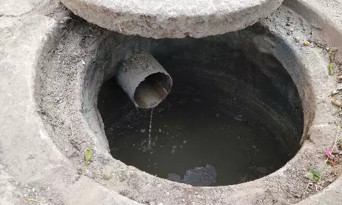 Two died of suffocation while cleaning a garbage tank in Kozhikode