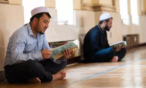 Unauthorized online Quran study banned in UAE