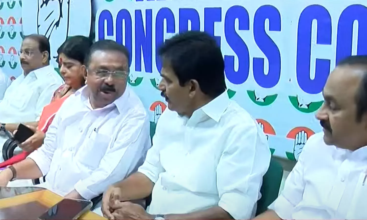 കെ.മുരളീധരന്‍റെ തോല്‍വി: തൃശ്ശൂരിൽ  ഡി.സി.സി നേതൃമാറ്റം ഉറപ്പായി