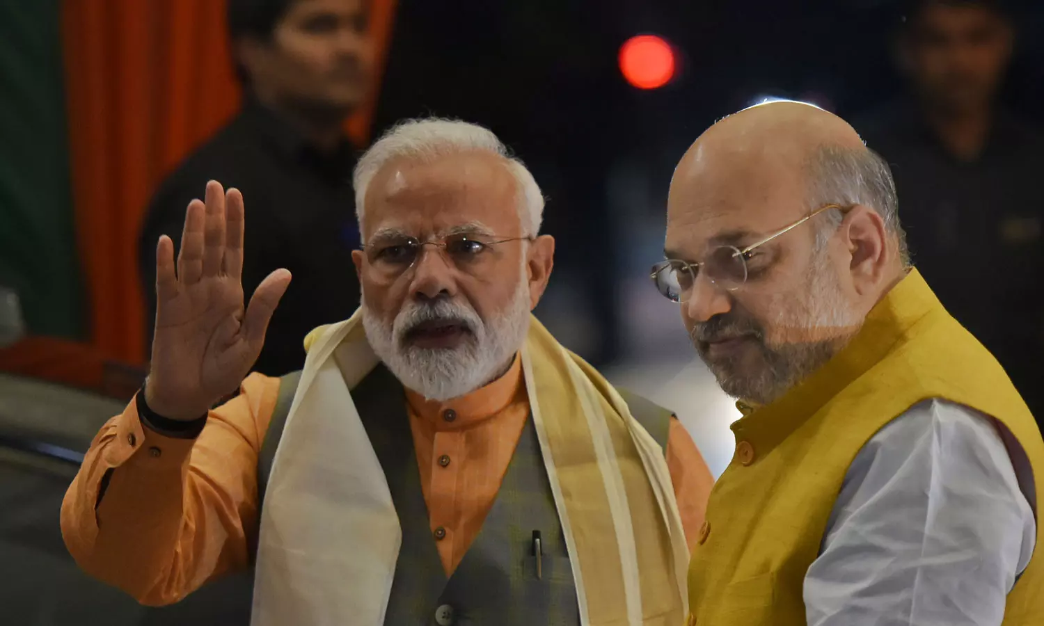 ഓഹരി വിപണിയിലെ ചാഞ്ചാട്ടം; മോദിയുടെയും അമിത്ഷായുടെയും പങ്ക് അന്വേഷിക്കണമെന്ന് സെബിക്ക് പരാതി ഓഹരി വിപണിയിലെ ചാഞ്ചാട്ടം; മോദിയുടെയും അമിത്ഷായുടെയും പങ്ക് അന്വേഷിക്കണമെന്ന് സെബിക്ക് പരാതി