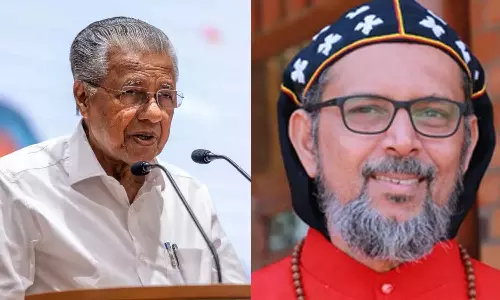 പുരോഹിതന്മാര്ക്കിടയിലും വിവരദോഷികള് ഉണ്ടാകും ഗീവർഗീസ് മാർ കൂറിലോസിനെ വിമർശിച്ച് മുഖ്യമന്ത്രി പുരോഹിതന്മാര്ക്കിടയിലും വിവരദോഷികള് ഉണ്ടാകും ഗീവർഗീസ് മാർ കൂറിലോസിനെ വിമർശിച്ച് മുഖ്യമന്ത്രി