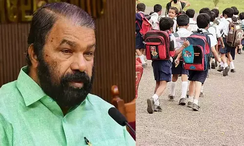 Teachers unions protest against the academic calendar published by the Kerala education department making Saturdays working day, V Sivankutty