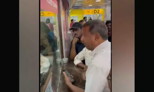 Air India Express delayed at karipur