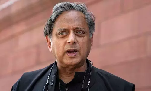 Shashi tharoor alleges that some leaders tried to defeat him Shashi tharoor alleges that some leaders tried to defeat him
