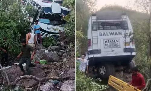10 pilgrims killed as bus falls into gorge in J&K after terror attack
