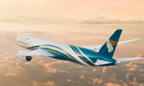 പെരുന്നാൾ നാട്ടിലാഘോഷിക്കാൻ ചെലവേറും; വിമാന ടിക്കറ്റ് നിരക്കിൽ വൻ വർധന പെരുന്നാൾ നാട്ടിലാഘോഷിക്കാൻ ചെലവേറും; വിമാന ടിക്കറ്റ് നിരക്കിൽ വൻ വർധന