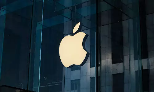 Female Employees Sue Apple Alleging Gender Pay Discrimination