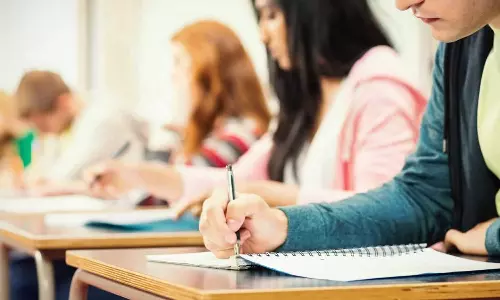 gang helping to get high marks in neet exam was arrested in gujarat