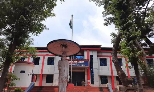 കണ്ണൂർ സെൻട്രൽ ജയിലിൽ തടവുകാരന്റെ അക്രമം; മൂന്ന് ഉദ്യോഗസ്ഥർക്ക് പരിക്ക്