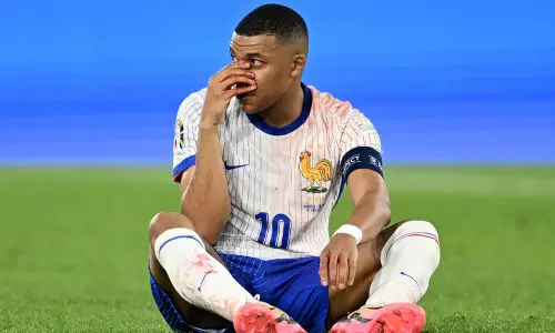 Mbappe Suffers Nose Injury Amid Frances 1-0 Win Against Austria
