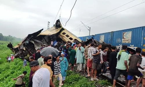 Kanchanjunga train accident, Eid celebrations,Bengal ,Kanchanjunga rescue ops,latest national news,കാഞ്ചൻ ജംഗ എക്സ്പ്രസ്,കാഞ്ചൻ ജംഗ,നിർമ്മൽ ജോട്ടെ,