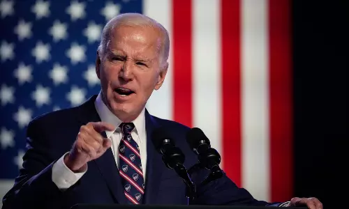 US To Give Legal Status To 5,00,000 Immigrants