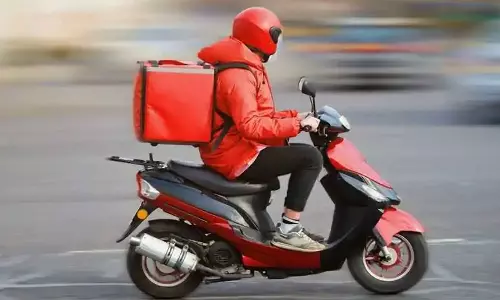 വേനൽ കനത്തു: കുവൈത്തിൽ ഡെലിവറി ബൈക്കുകൾക്ക് പകൽ സമയങ്ങളിൽ നിയന്ത്രണം