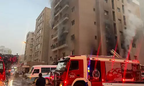 മൻഗഫ് തീപിടിത്തം: പ്രതികളെ രണ്ടാഴ്ച കൂടി കസ്റ്റഡിയിൽ വിടാൻ കോടതി ഉത്തരവ്