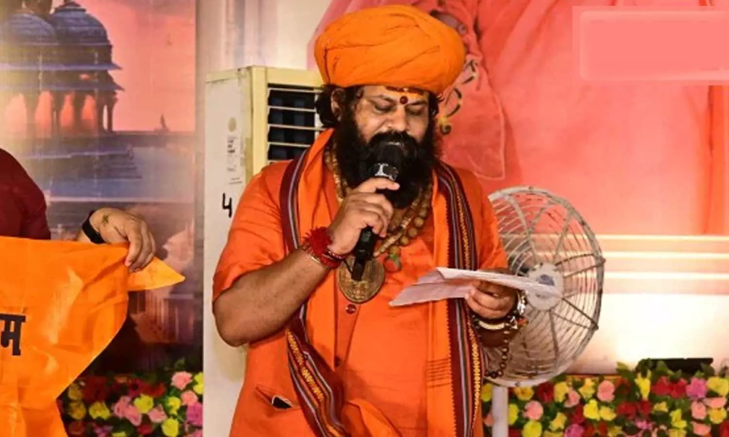 Mahant Raju Das, head priest of the revered Hanuman Garhi temple in Ayodhya, loses police security gunner over criticism in BJP poll defeat in Faizabad Mahant Raju Das, head priest of the revered Hanuman Garhi temple in Ayodhya, loses police security gunner over criticism in BJP poll defeat in Faizabad