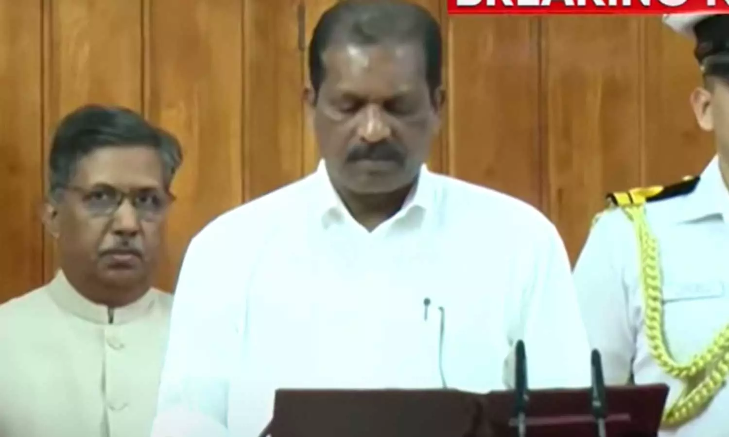 ഇത് പുതുചരിത്രം; ഒ.ആർ കേളു മന്ത്രിയായി സത്യപ്രതിജ്ഞ ചെയ്തു ഇത് പുതുചരിത്രം; ഒ.ആർ കേളു മന്ത്രിയായി സത്യപ്രതിജ്ഞ ചെയ്തു