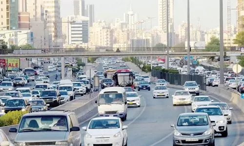 കുവൈത്തിൽ 8 ദിവസത്തിനുള്ളിൽ റിപ്പോർട്ട് ചെയ്തത് 50,000 ട്രാഫിക് നിയമലംഘനങ്ങൾ