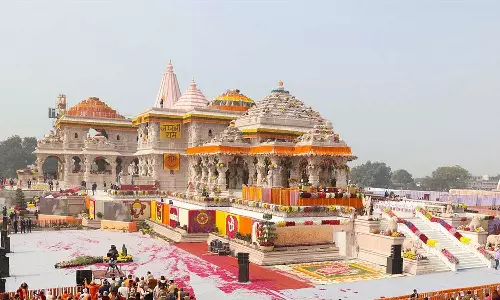 ചോർന്നൊലിച്ച് രാമക്ഷേത്രം : സൈനികരുടെ ശവപ്പെട്ടിയിലും ദൈവത്തിന്റെ ക്ഷേത്രത്തിലും ബിജെപി അഴിമതി നടത്തുന്നുവെന്ന് കോൺഗ്രസ്