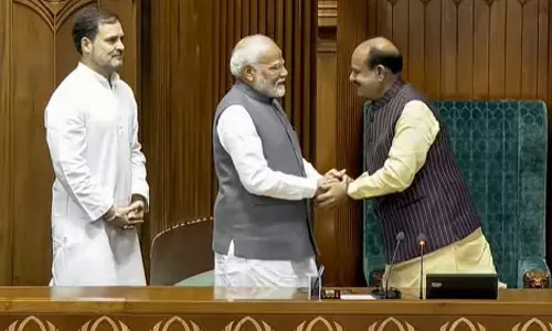 modi greets om birla modi greets om birla