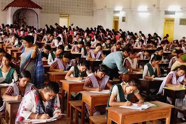 പൊതുപരീക്ഷാ നിയമവും ചട്ടവും വിദ്യാര്‍ഥികള്‍ക്ക് കാവലാകുമോ?