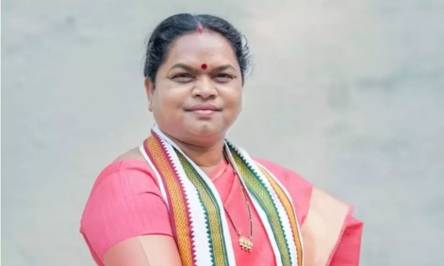 Opposition MP collapses during protest